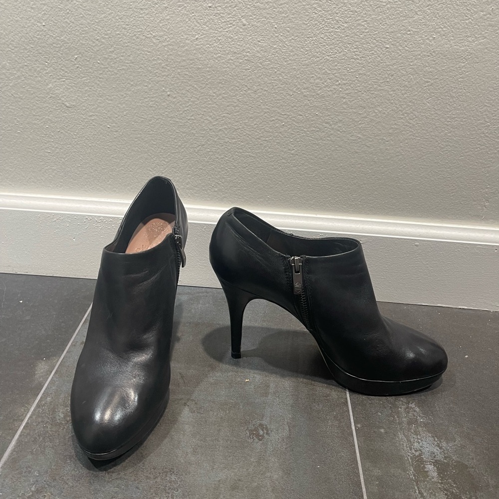 Vince Camuto Black Heeled Boots
